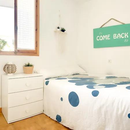 Apartamento Bonito Apartamento Con Terraza Privada Y Cerca Al Mar